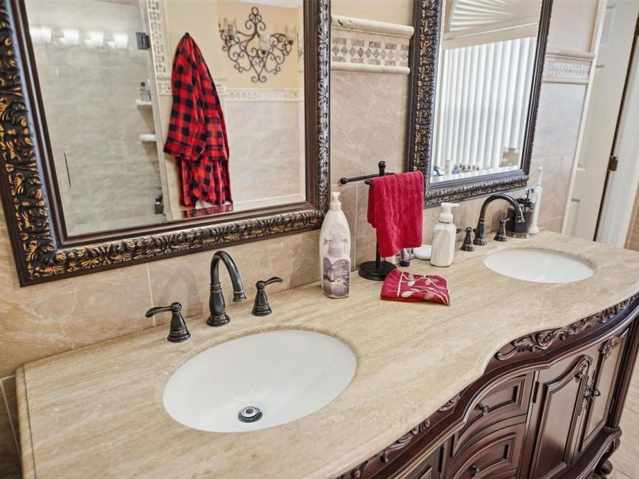 Property Image 84