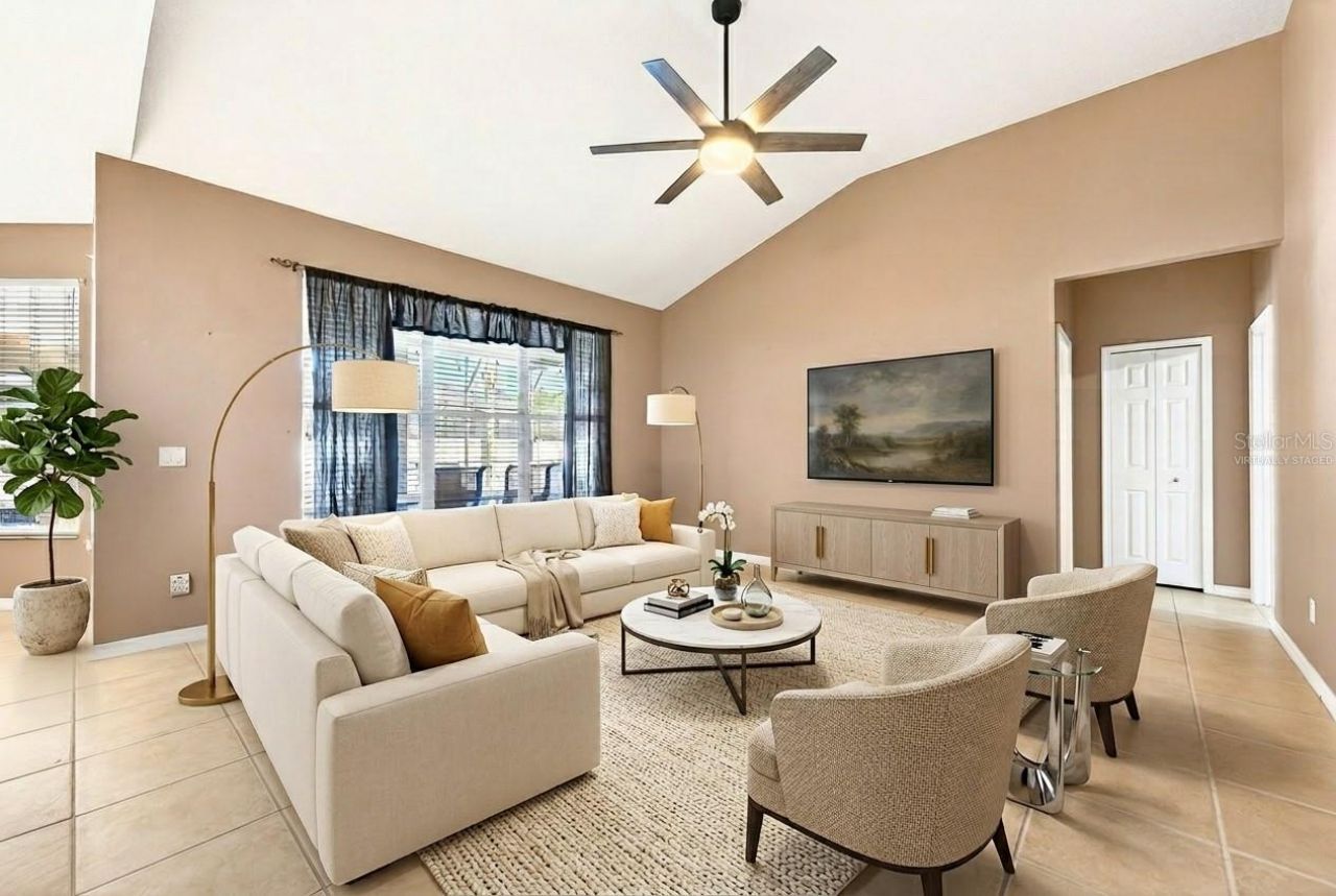 3965 Emerald Estates Circle, Apopka, FL 32703 Photo