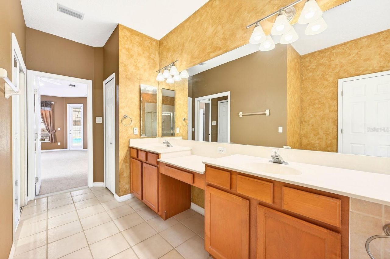 3965 Emerald Estates Circle, Apopka, FL 32703 Photo