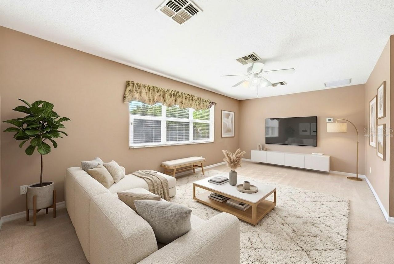 3965 Emerald Estates Circle, Apopka, FL 32703 Photo