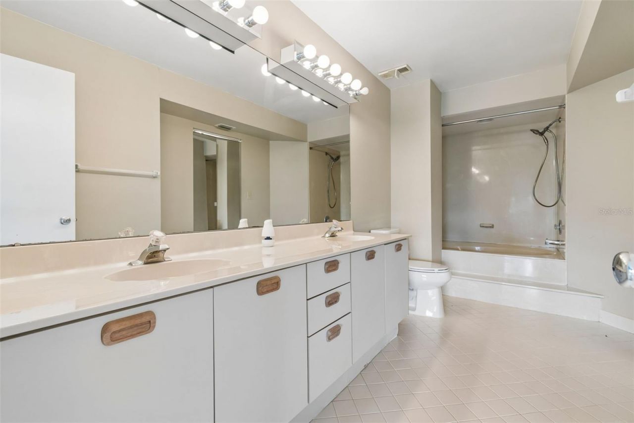 6000 Bahia Del Mar Circle , Unit 134, Saint Petersburg, FL 33715 Photo