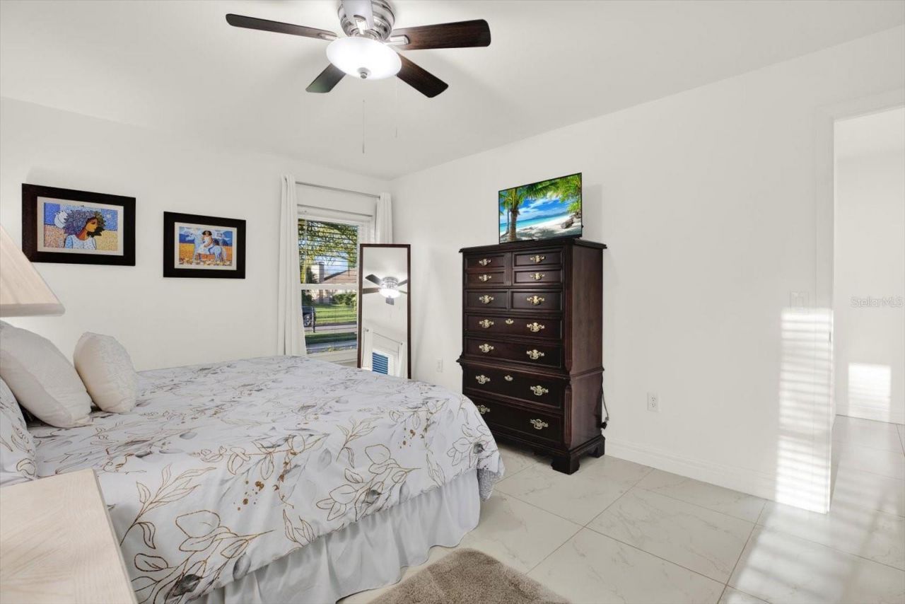 4303 Middle Lake Drive, Tampa, FL 33624 Photo