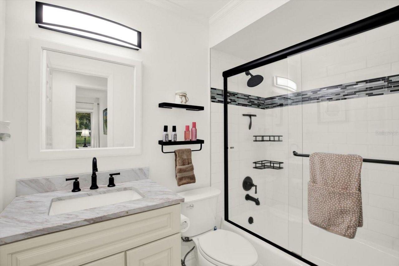 4303 Middle Lake Drive, Tampa, FL 33624 Photo