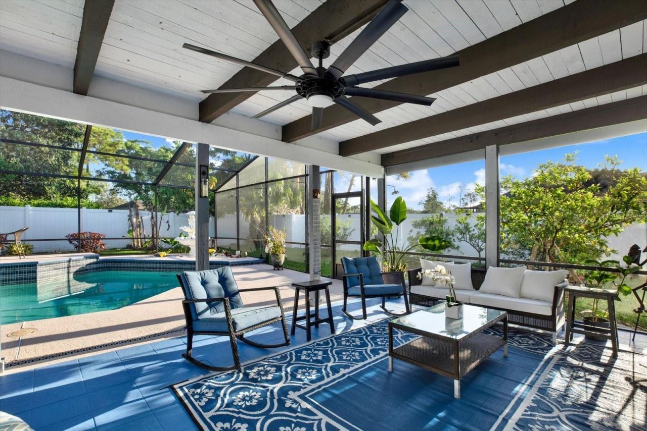 4303 Middle Lake Drive, Tampa, FL 33624 Photo