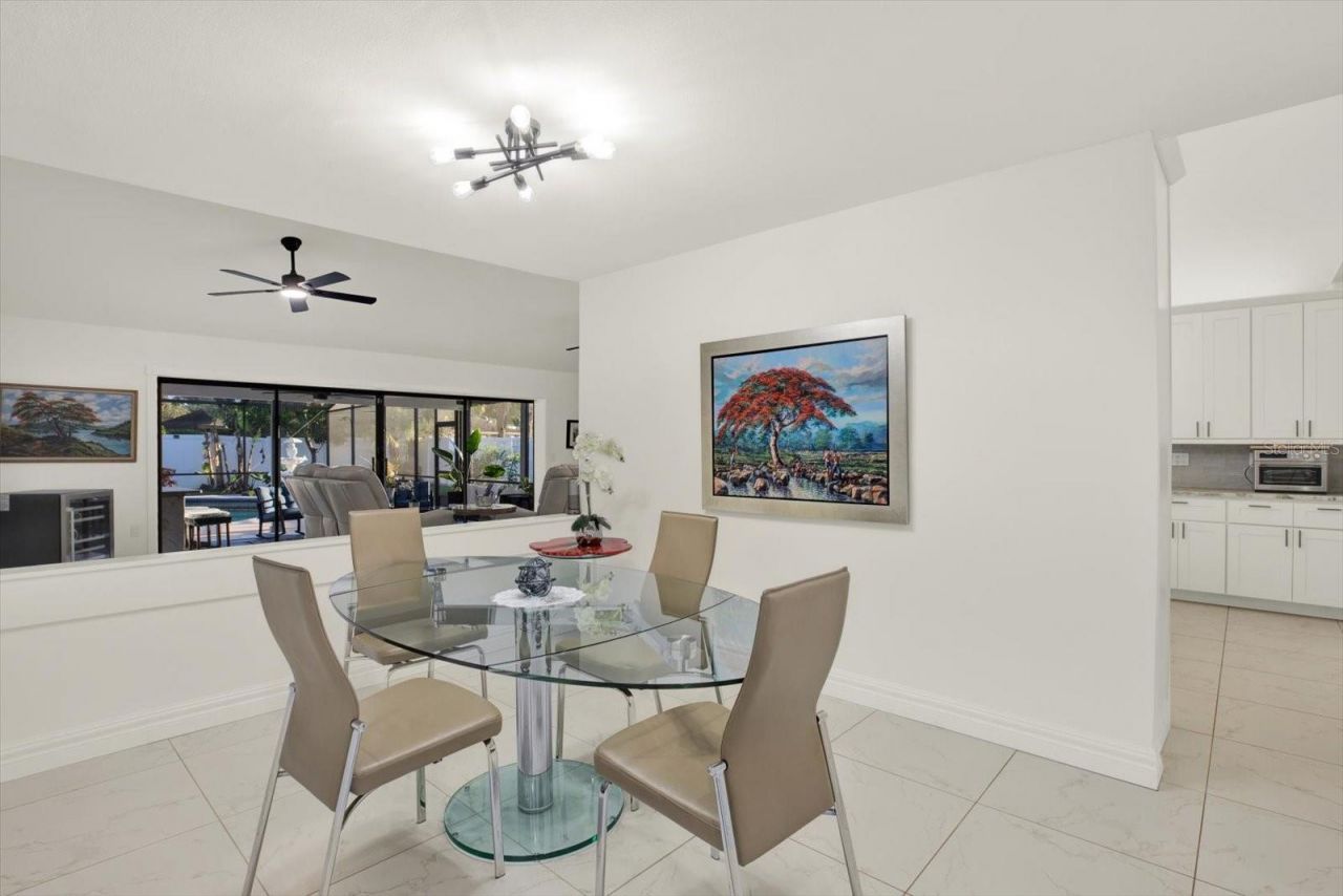 4303 Middle Lake Drive, Tampa, FL 33624 Photo