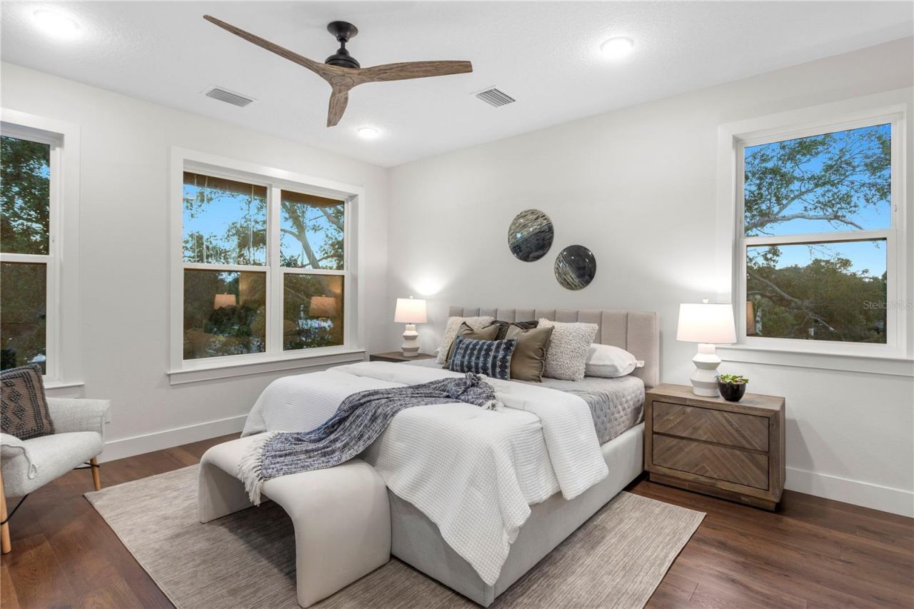 40 64th Street S, Unit 1, Saint Petersburg, FL 33707 Photo