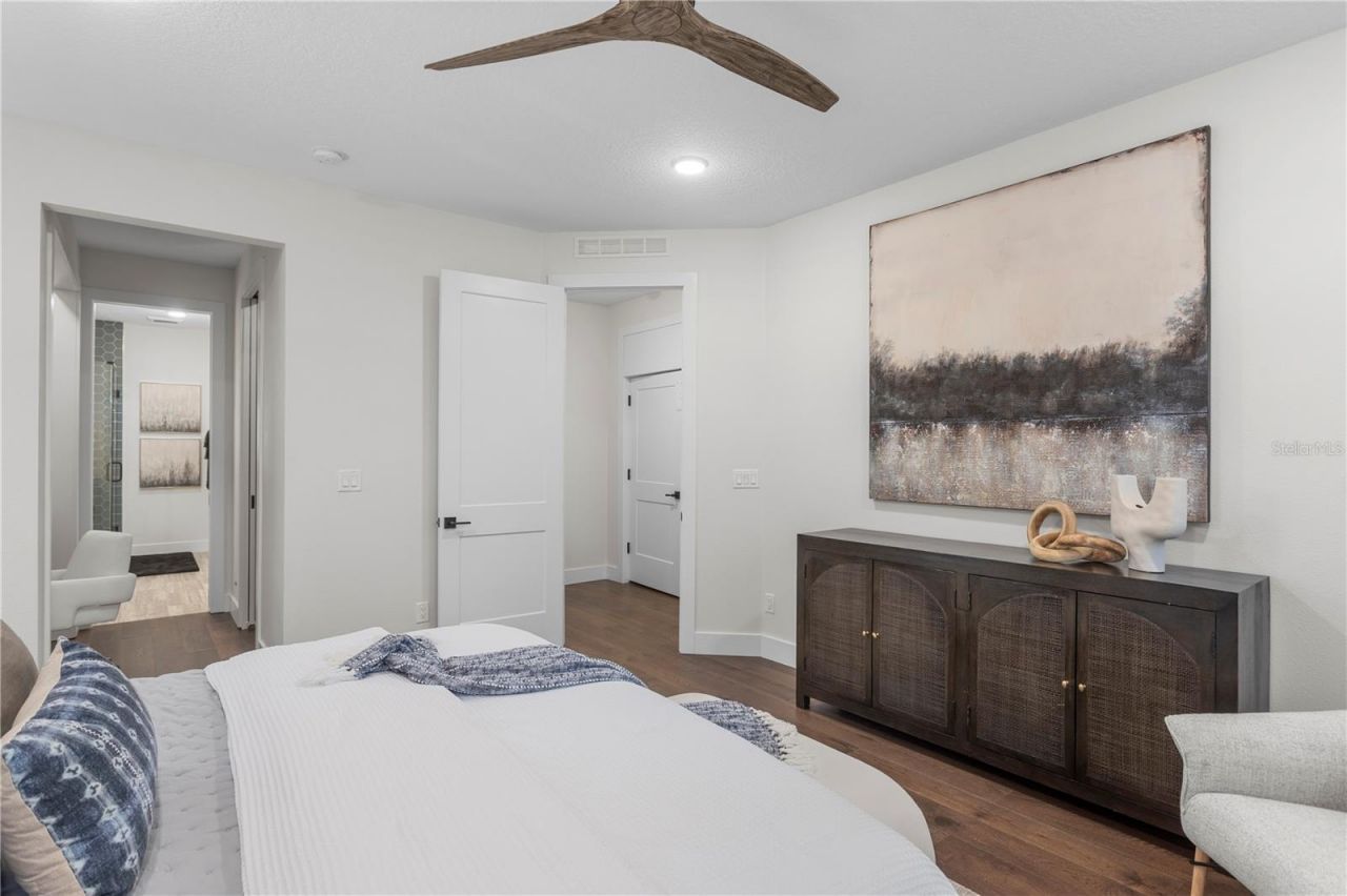 40 64th Street S, Unit 1, Saint Petersburg, FL 33707 Photo