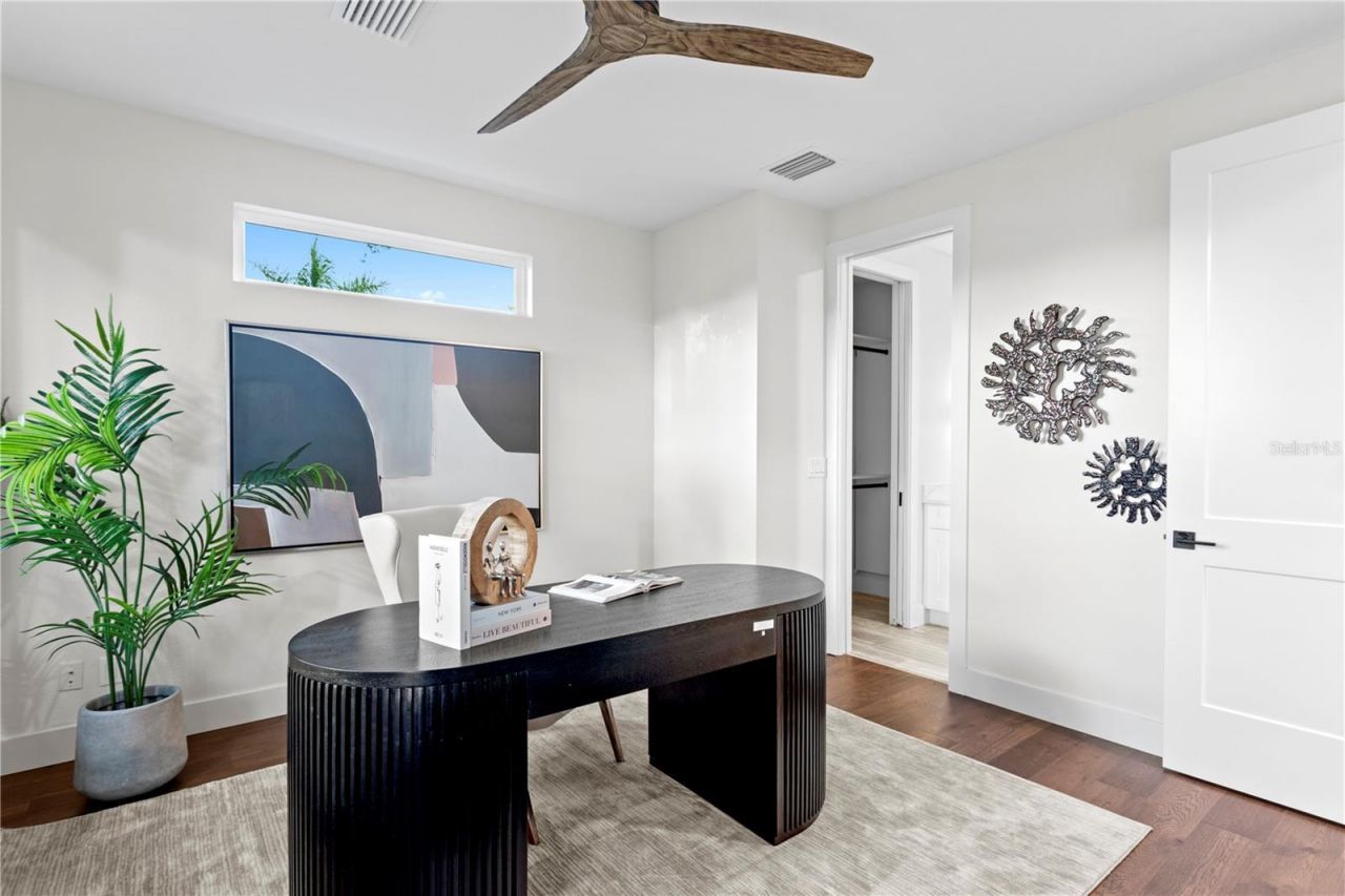 40 64th Street S, Unit 1, Saint Petersburg, FL 33707 Photo