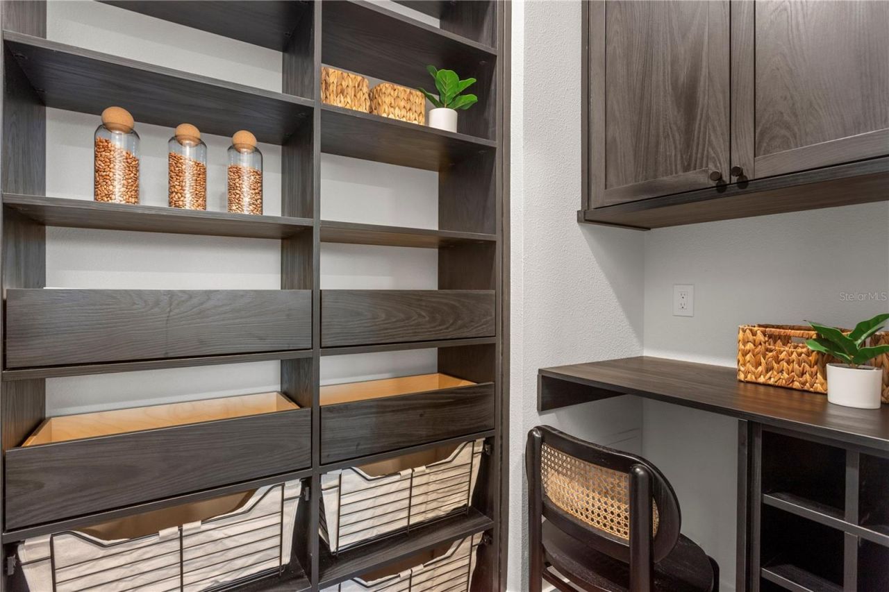 40 64th Street S, Unit 1, Saint Petersburg, FL 33707 Photo