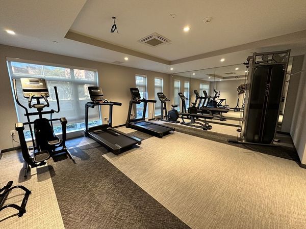 250 Centre St, Unit 102, Boston, MA 02119