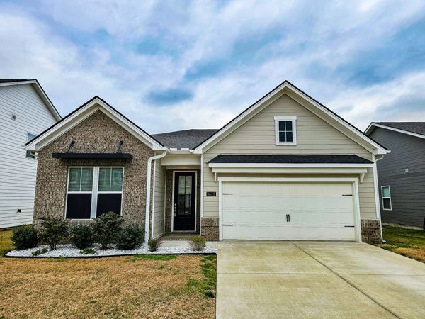 3613 Shady Forest Dr , Murfreesboro, TN 37128