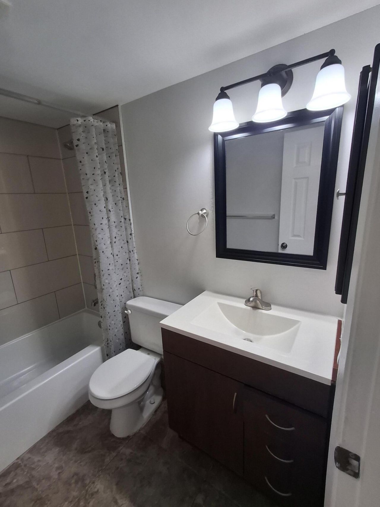 512 Gardens Drive, Unit 103, Pompano Beach, FL 33069 Photo
