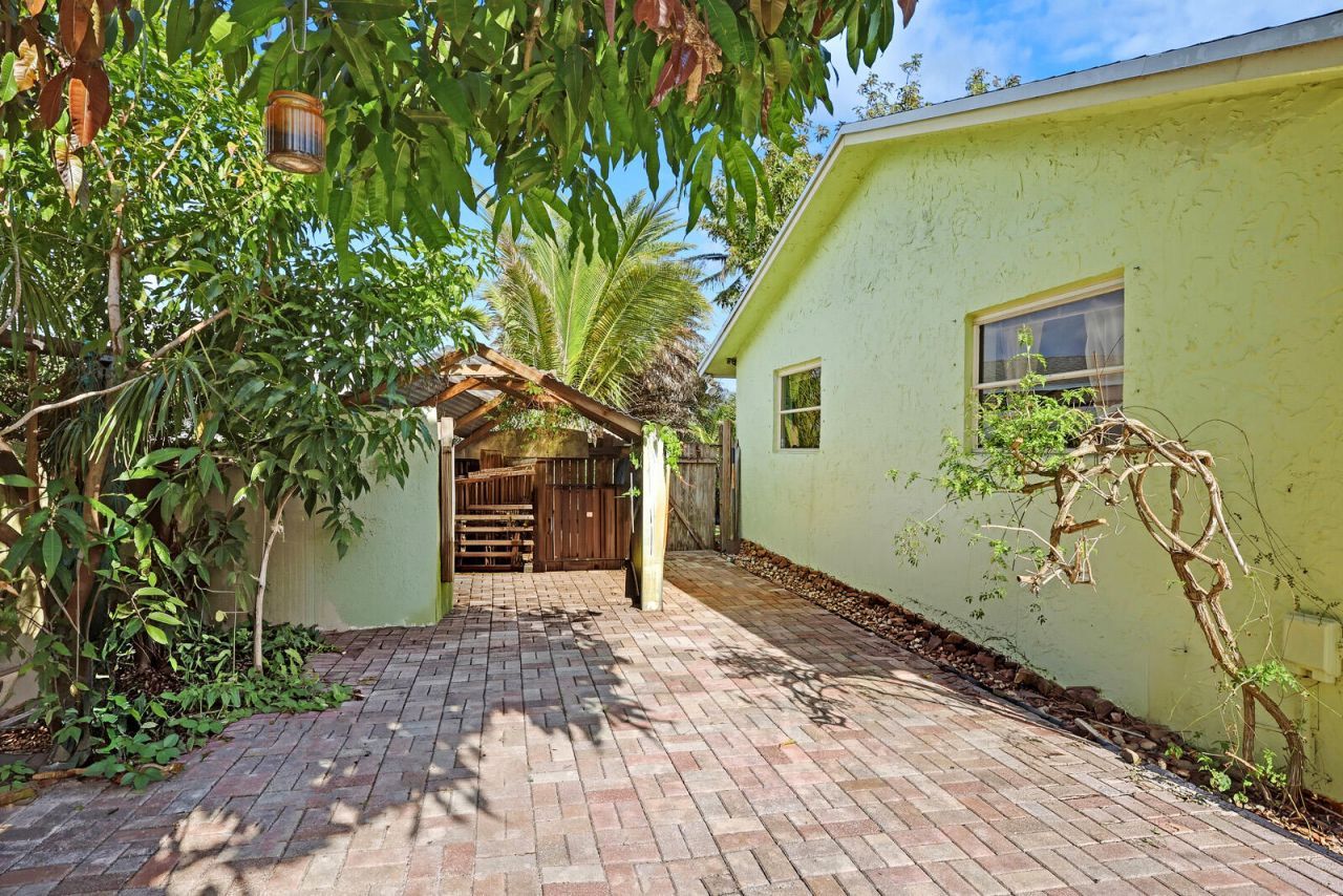 7137 Saint Andrews Road, Lake Worth, FL 33467 Photo