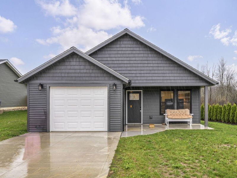 213 Brushwood Drive, Mansfield, OH 44907 Photo 2