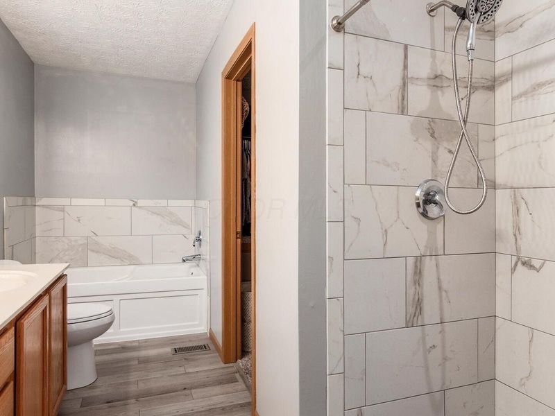 1521 W Quail Run Drive, Newark, OH 43055 Photo 11