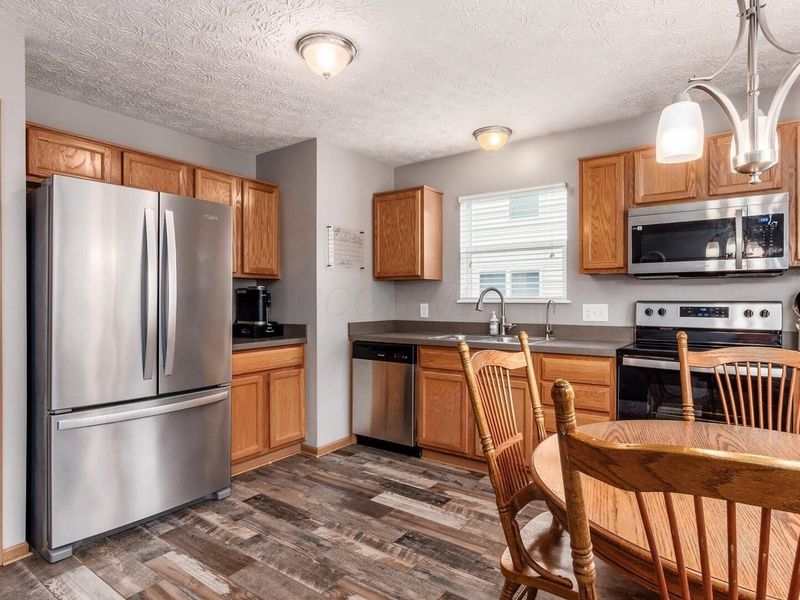 1521 W Quail Run Drive, Newark, OH 43055 Photo 7