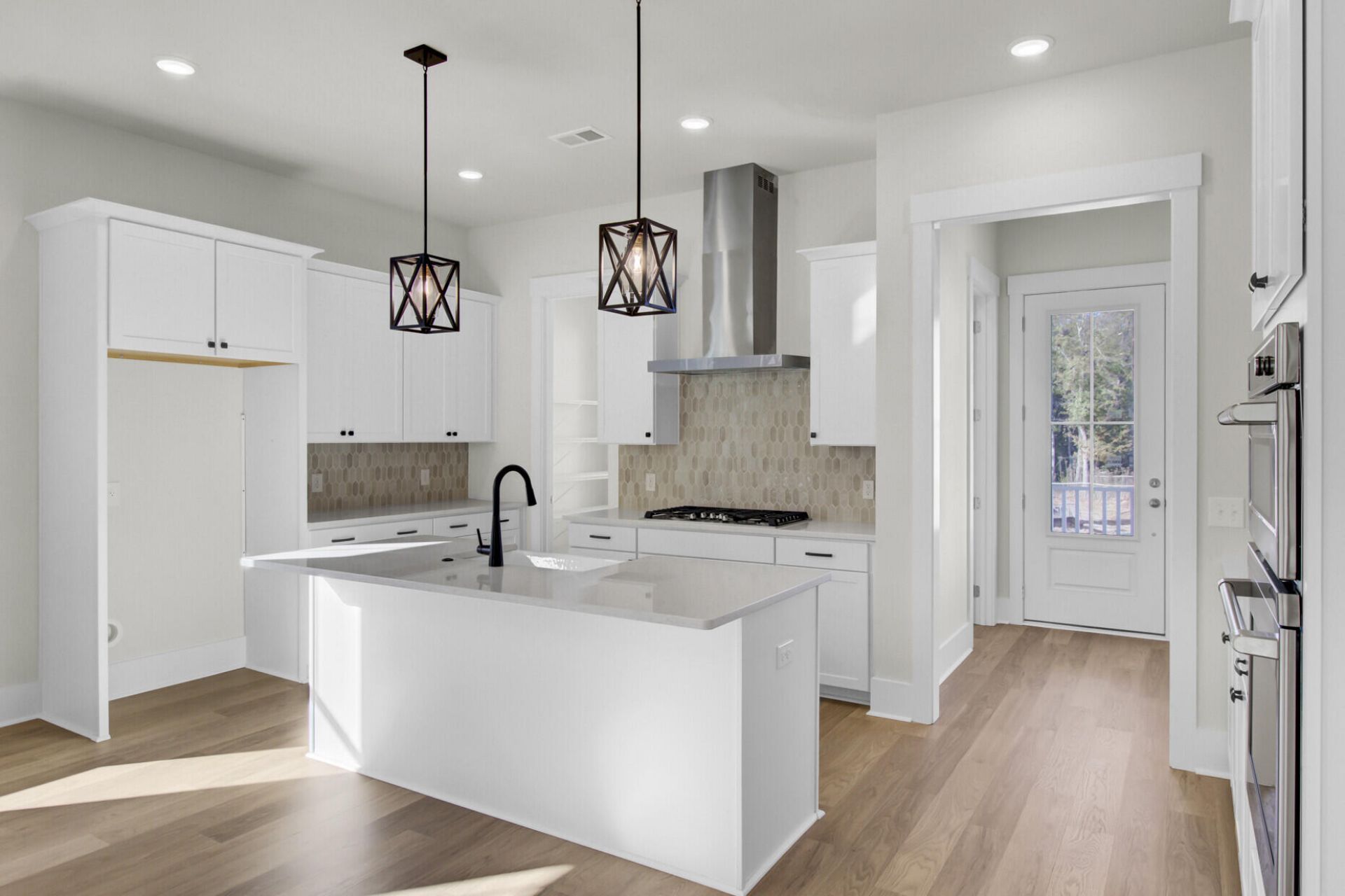 3035 Robeson Trace Photo 6