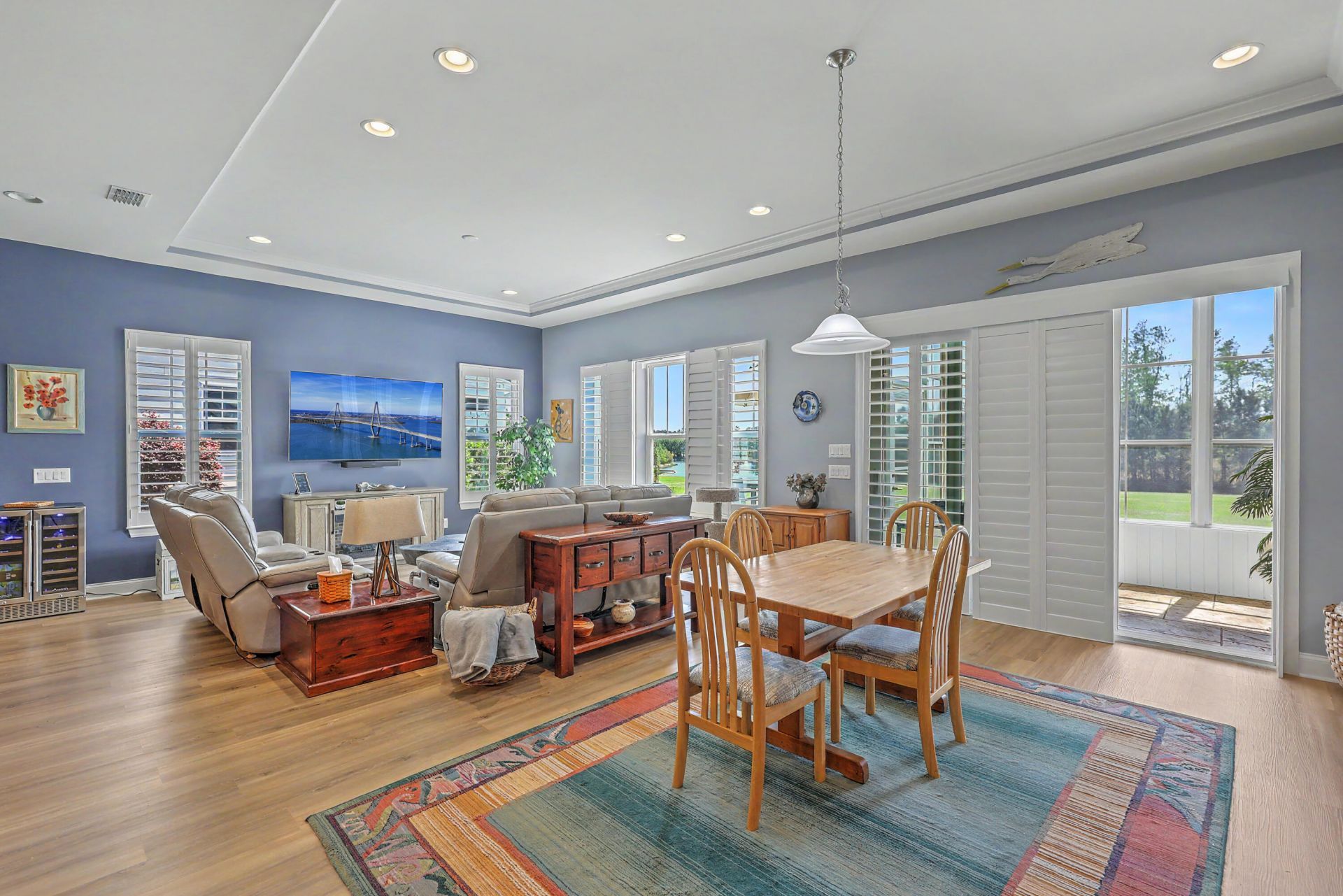 563 Four Seasons Boulevard Photo 14