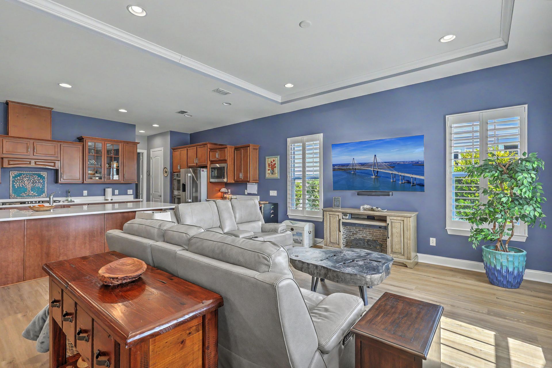 563 Four Seasons Boulevard Photo 17