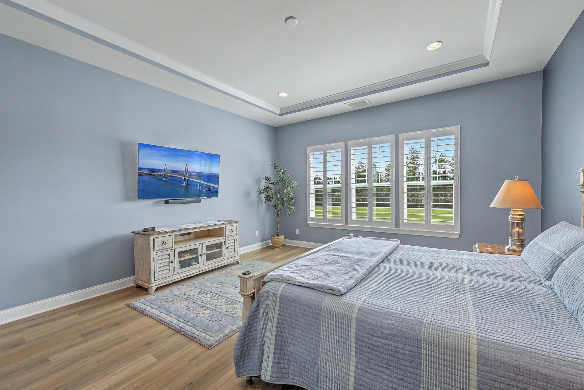 563 Four Seasons Boulevard Photo 21