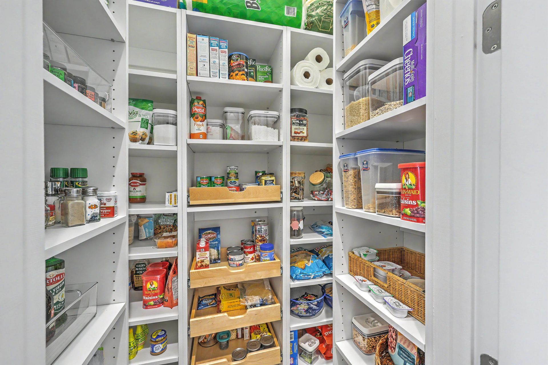 563 Four Seasons Boulevard Photo 28