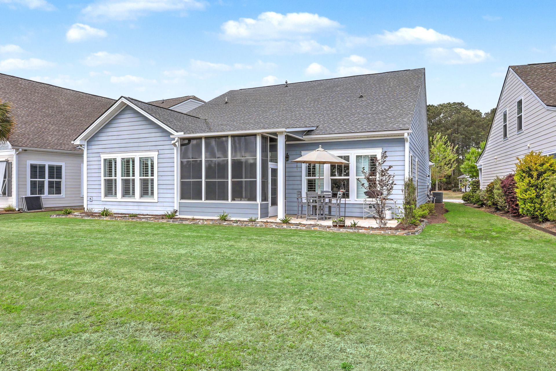 563 Four Seasons Boulevard Photo 35