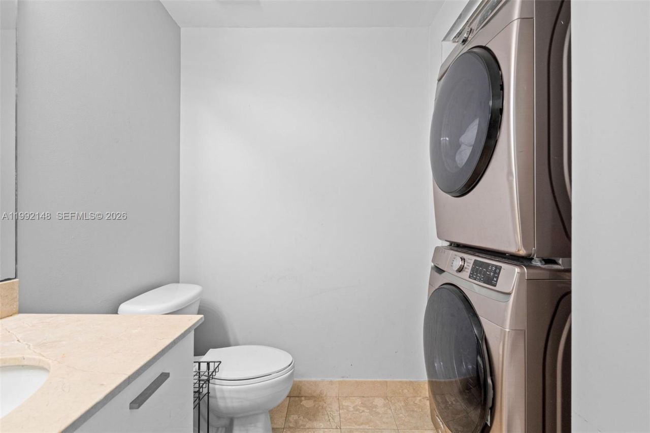 2134 Van Buren St, Unit 306, Hollywood, FL 33020 Photo