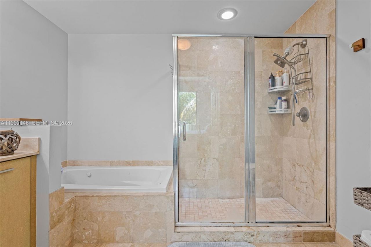 2134 Van Buren St, Unit 306, Hollywood, FL 33020 Photo
