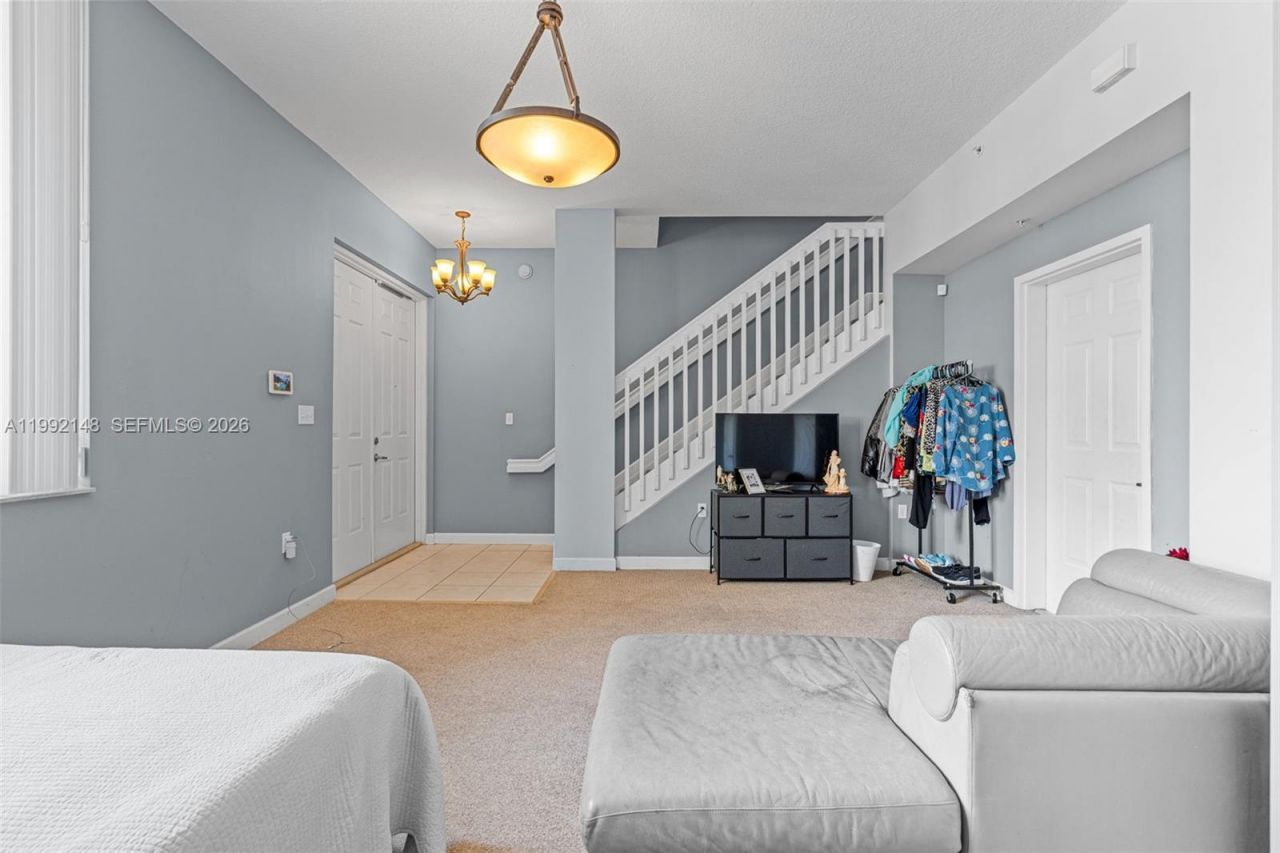 2134 Van Buren St, Unit 306, Hollywood, FL 33020 Photo