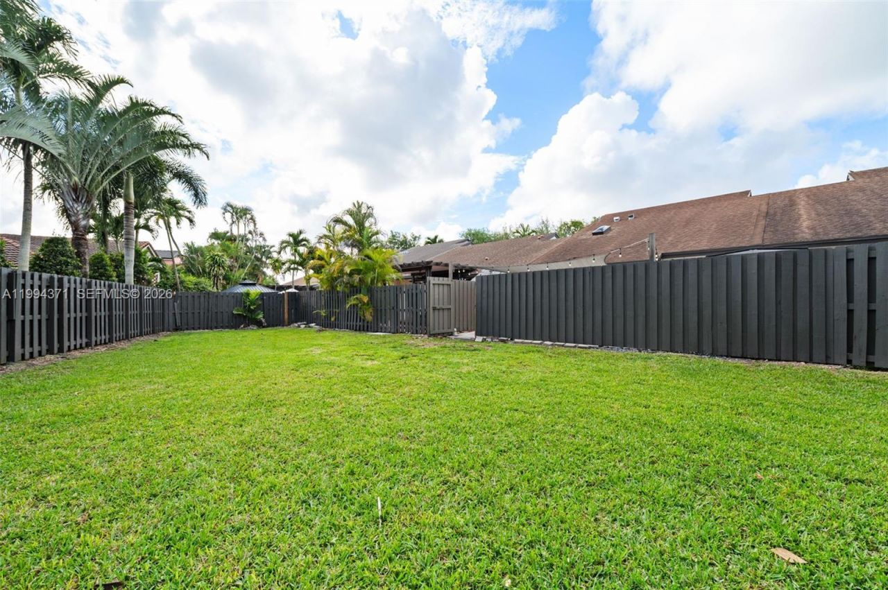 11758 SW 92nd Ter, Miami, FL 33186 Photo