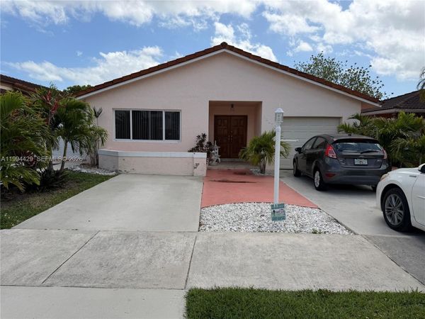 13470 SW 27th St , Miami, FL 33175