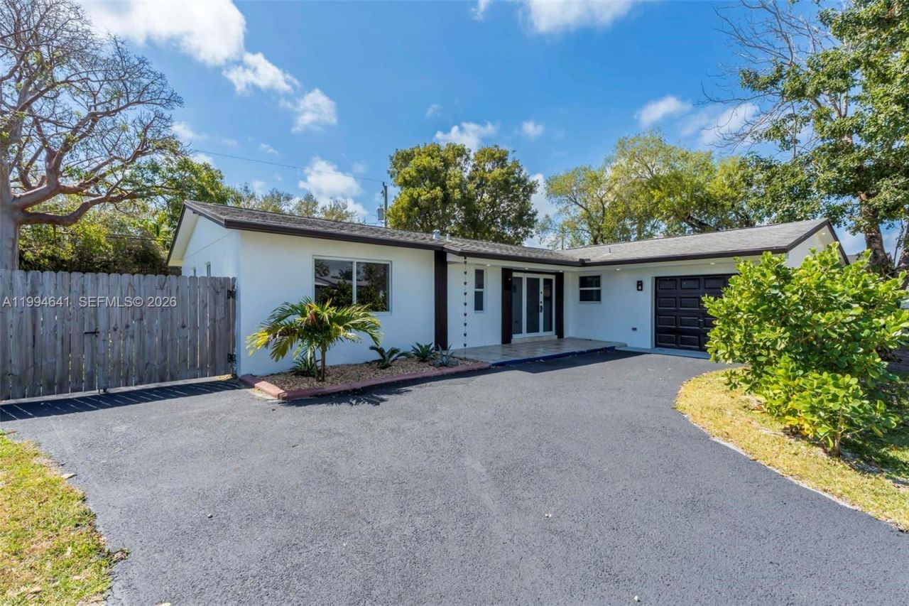 10430 SW 199th St, Cutler Bay, FL 33157 Photo