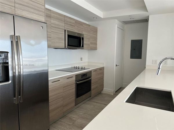 121 NE 34th St , Unit 1207, Miami, FL 33137