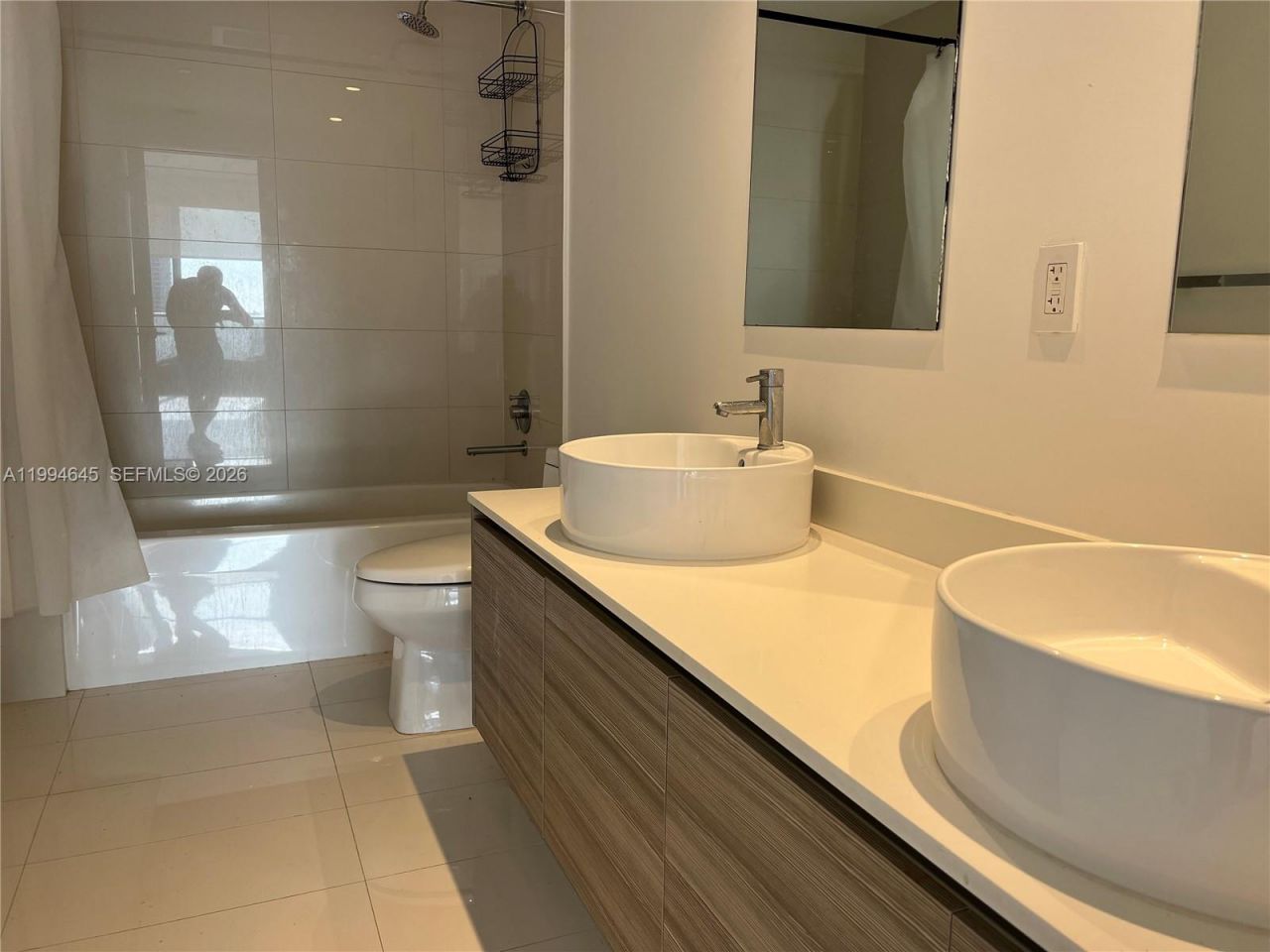 121 NE 34th St , Unit 1207, Miami, FL 33137 Photo