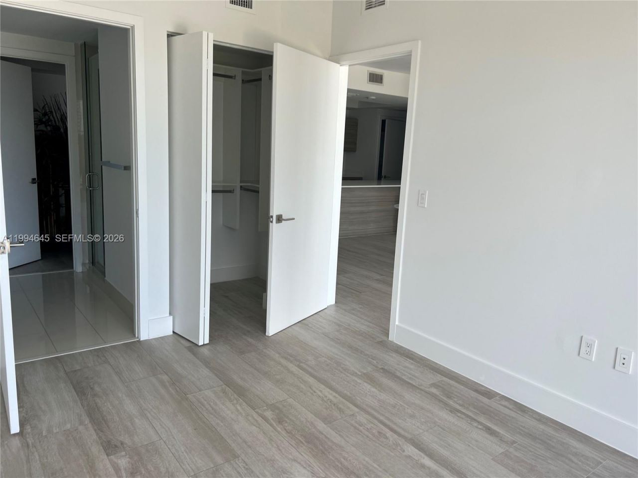 121 NE 34th St , Unit 1207, Miami, FL 33137 Photo