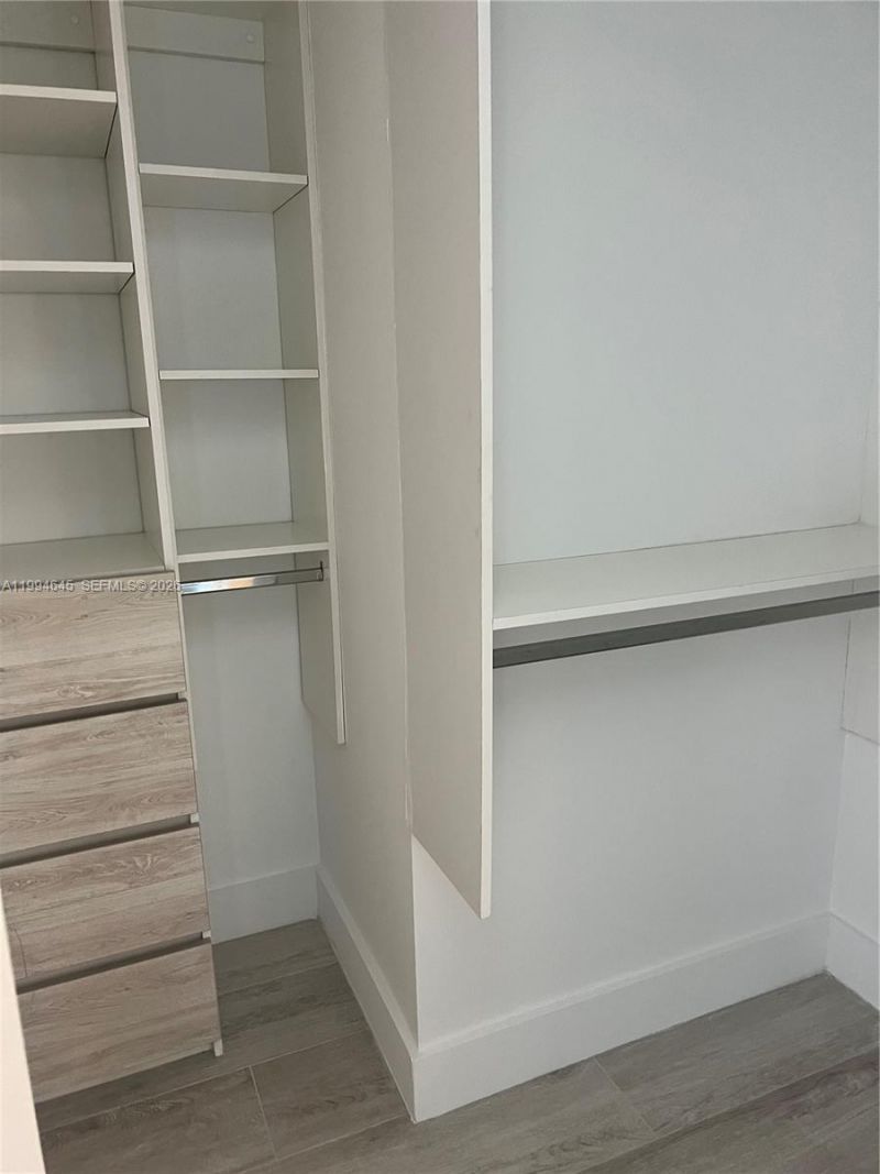 121 NE 34th St , Unit 1207, Miami, FL 33137 Photo