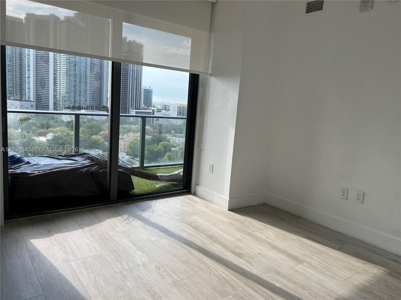 121 NE 34th St , Unit 1207, Miami, FL 33137 Photo