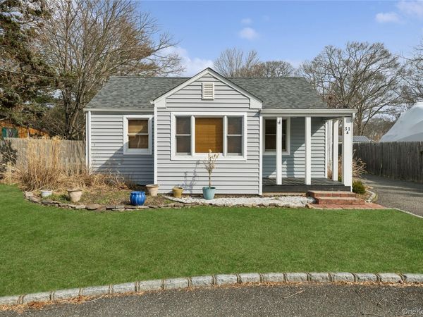 31 Grove Street, Unit A, Sayville, NY 11782