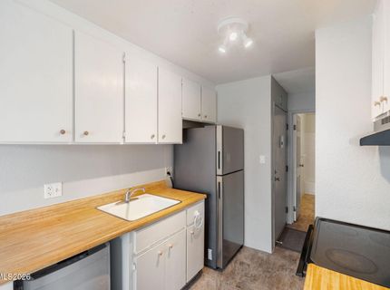 400 S Saliman Road, Unit APT 104, Carson City, NV 89701 Photo