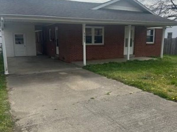 1403 Broadway Street, Scott City, MO 63780