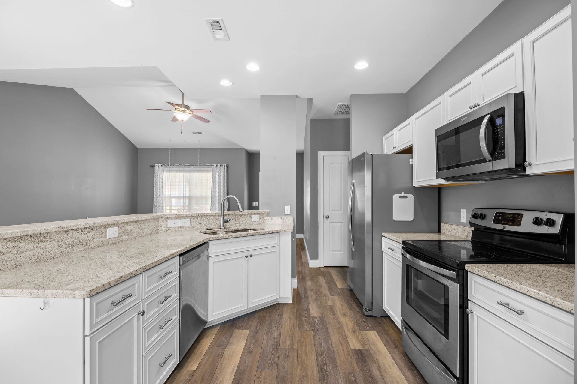 518 Irees Way Photo 15
