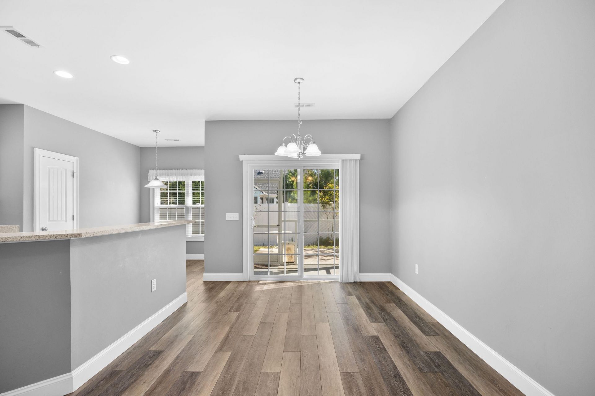 518 Irees Way Photo 21