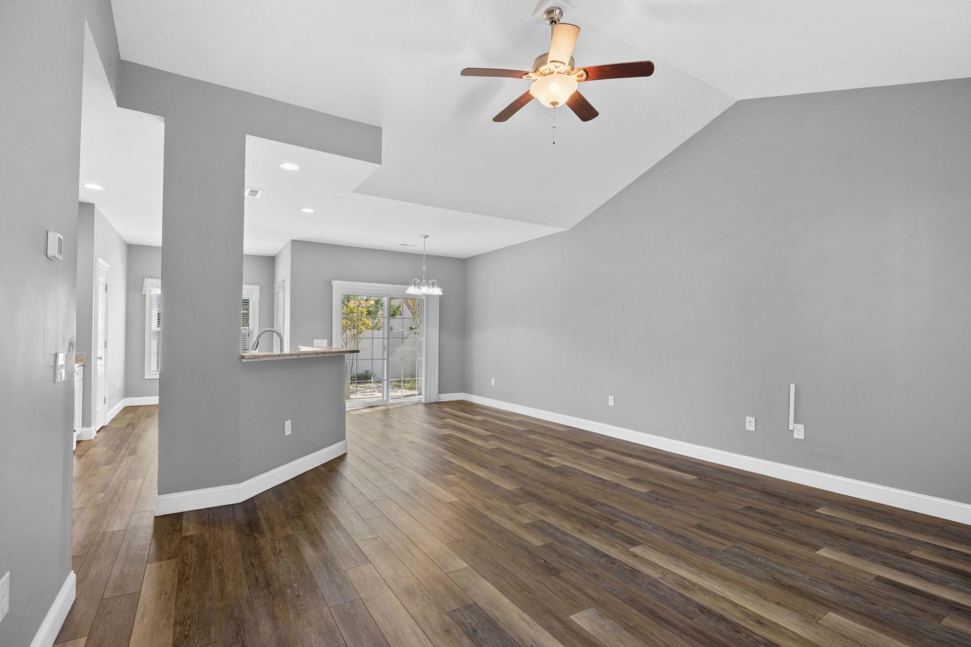 518 Irees Way Photo 26