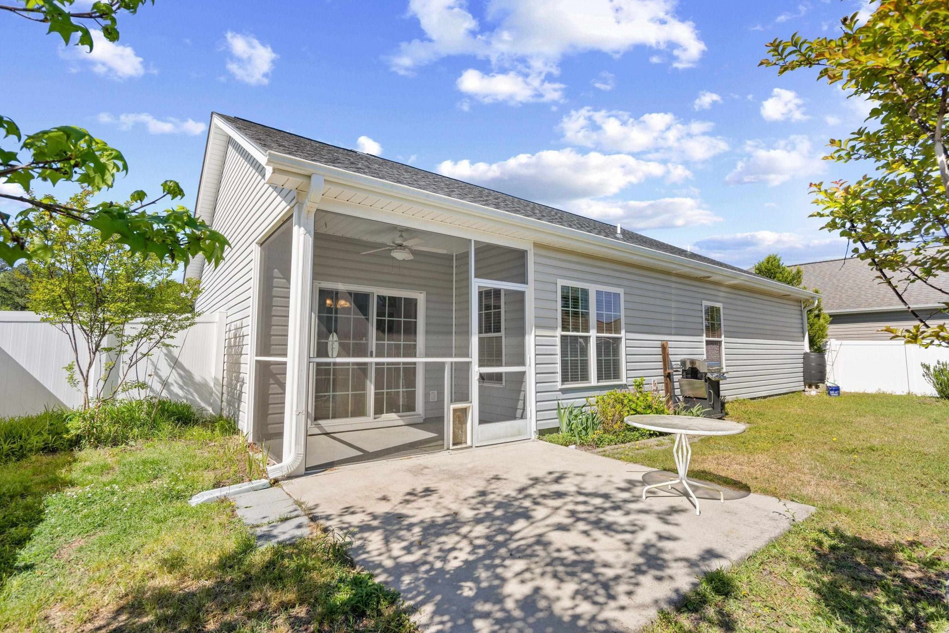 518 Irees Way Photo 6