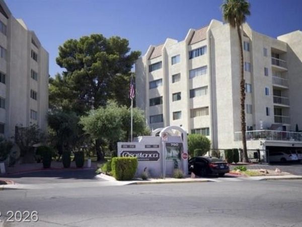 730 S Royal Crest Circle, Unit 424, Las Vegas, NV 89169