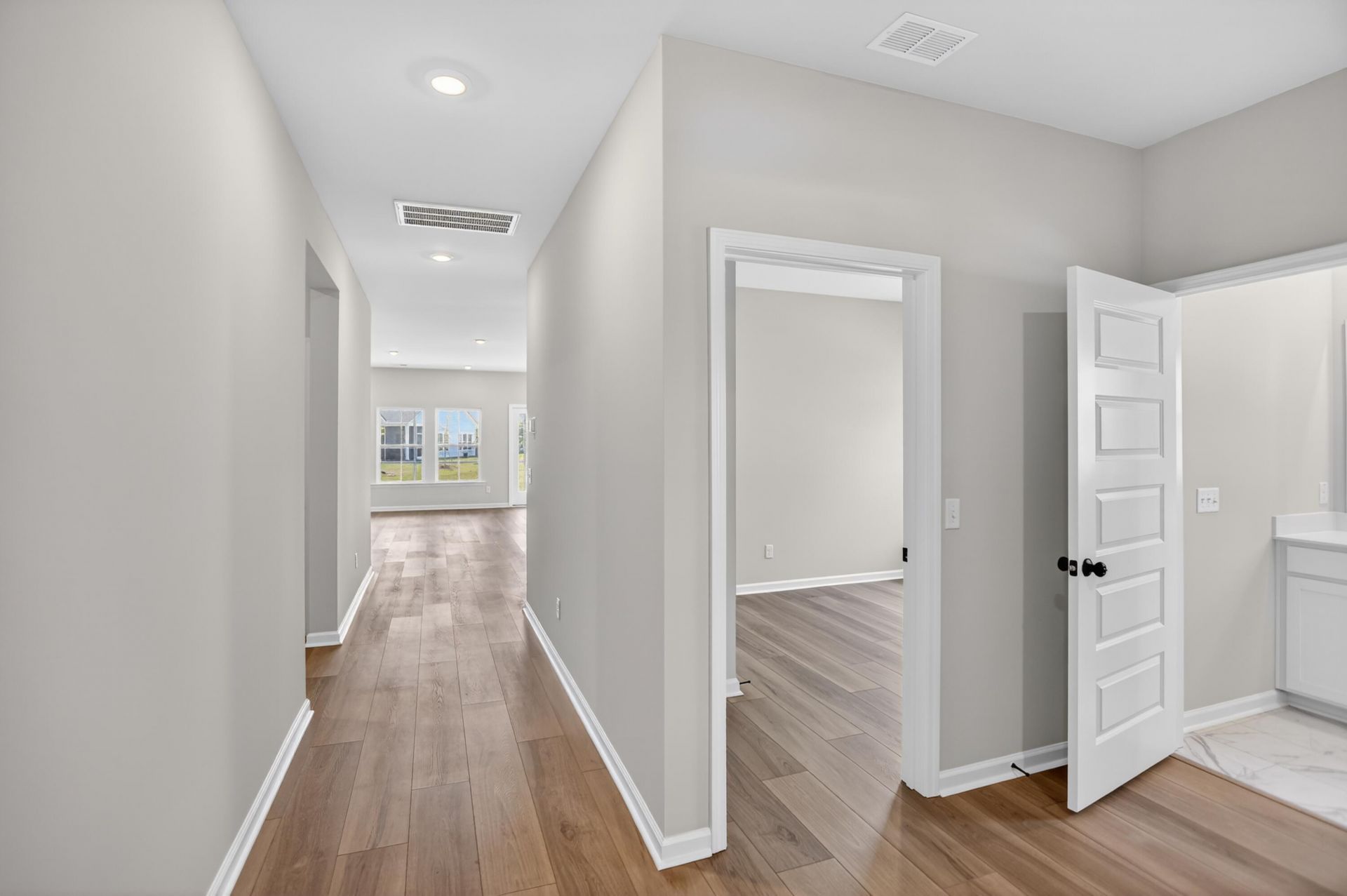 147 Baldric Court Photo 11
