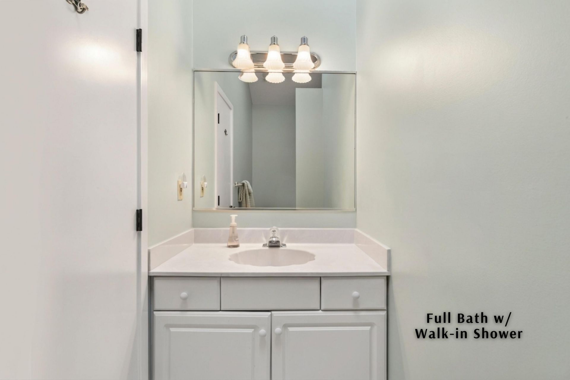 2112 Loblolly Lane Photo 17