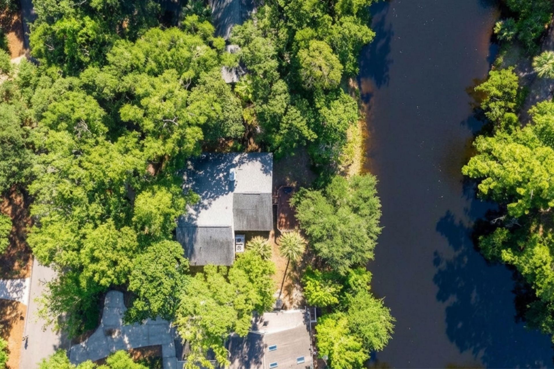 2112 Loblolly Lane Photo 32