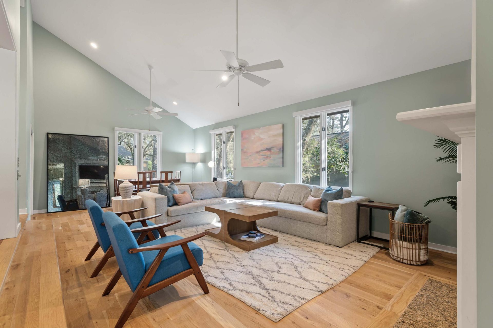 2112 Loblolly Lane Photo 4