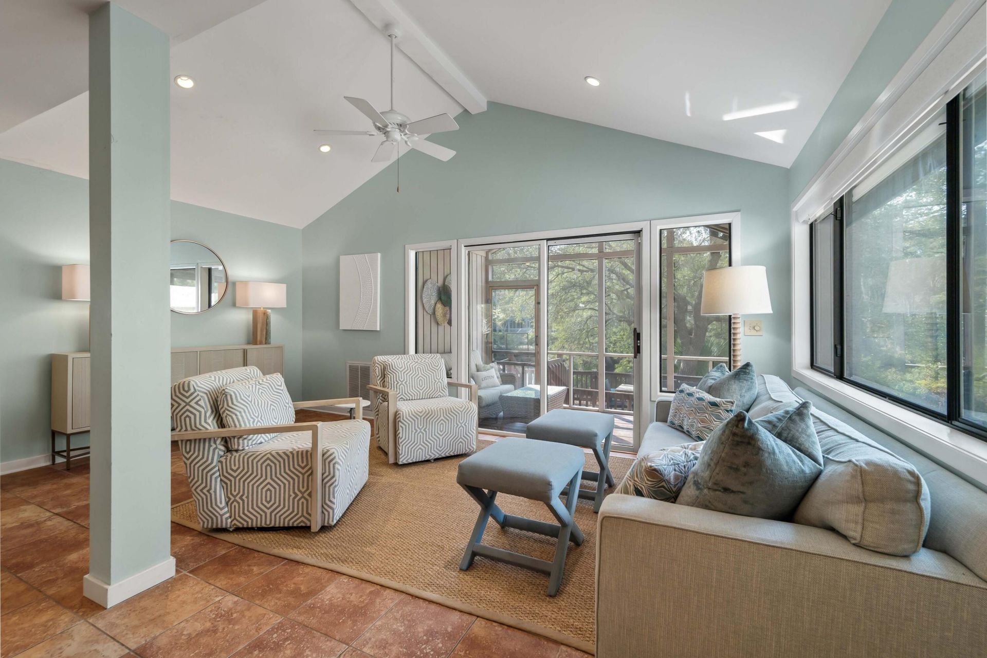 2112 Loblolly Lane Photo 9